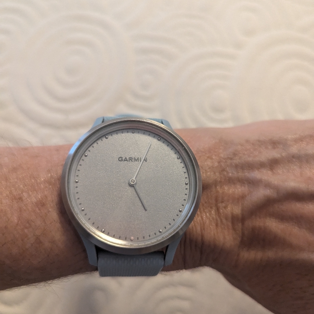 Garmin Vivomove HR